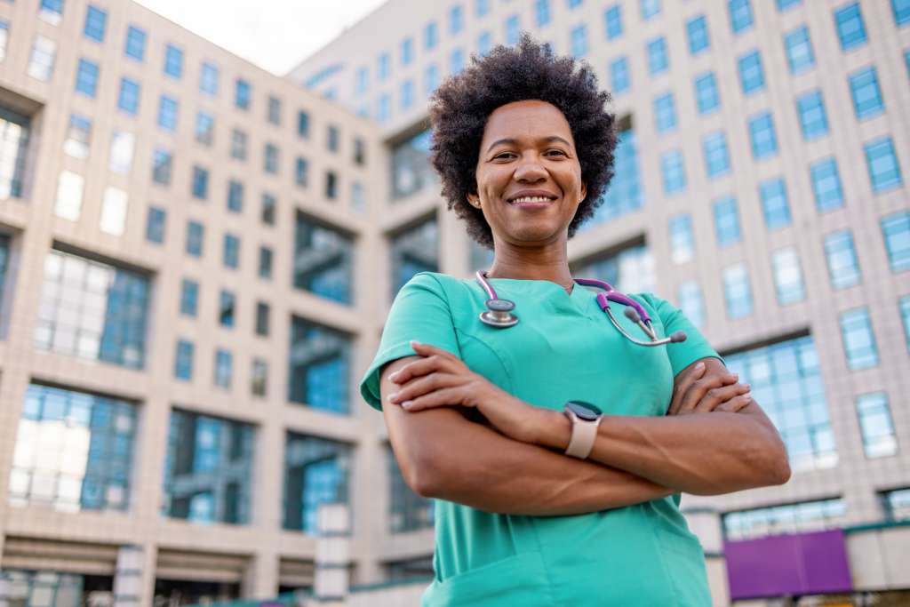 Travel Nurse Tips: How to Compare Pay Packages