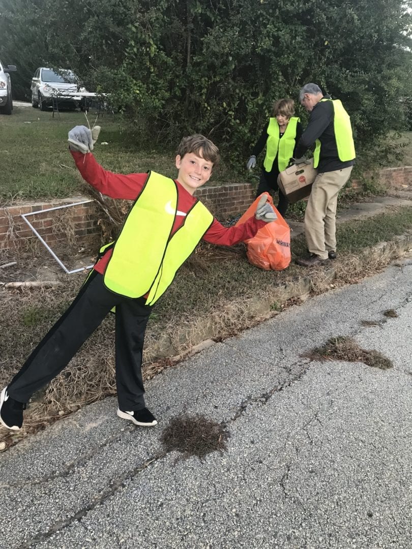travel nurse recruiter earth day clean up