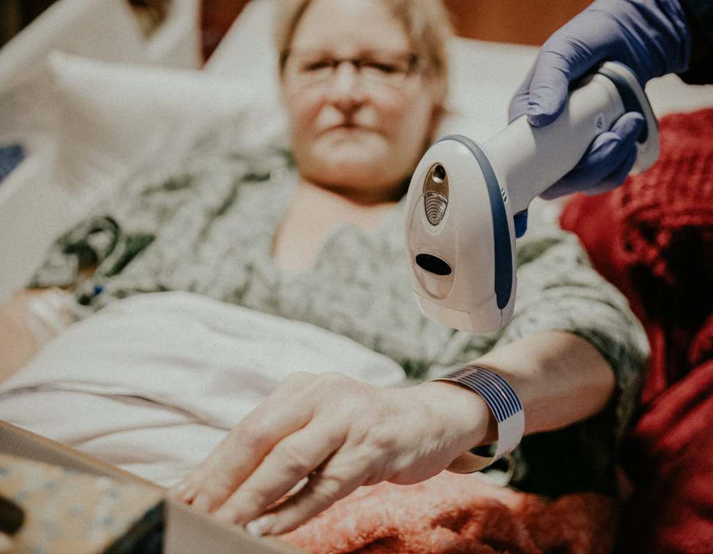 icu travel nurse orientation