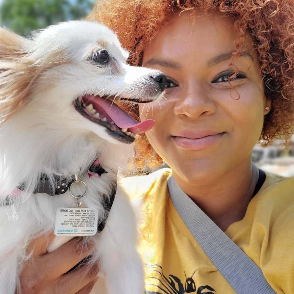 Chelsie with her puppy