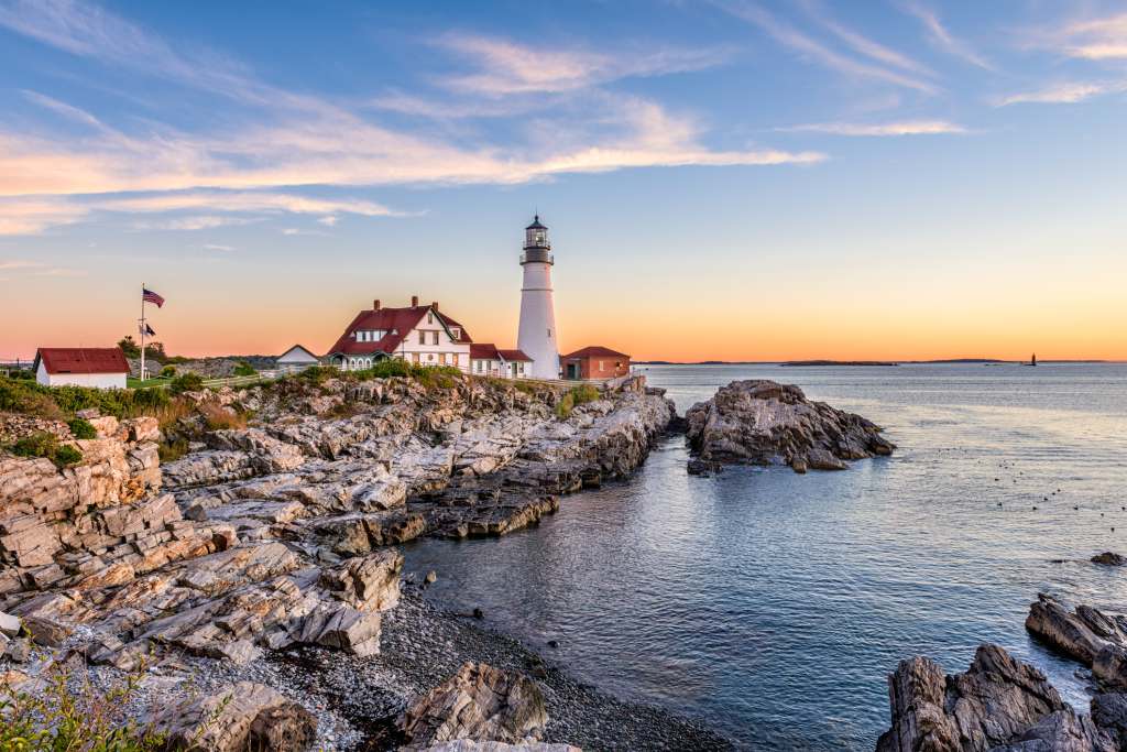 Top In-Demand States for Travelers in Spring 2025