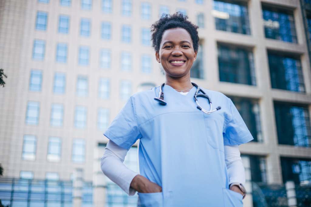 Top Benefits of Being a Travel Nurse (That You Won’t Get Going Perm!)